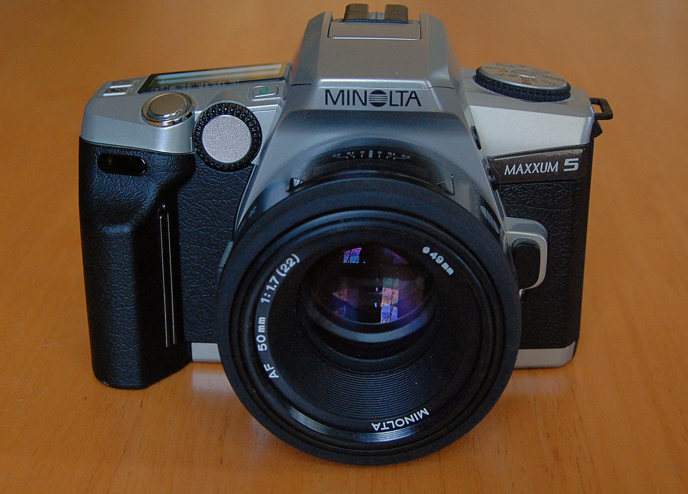 Minolta Maxxum 5